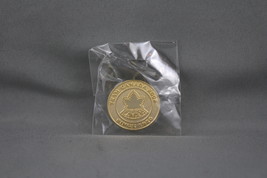 Team Canada Hockey Pin (Retro) - 2002 Maple Logo on Gold - Stamped Pin - $19.00