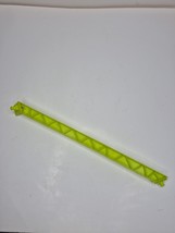 2004 HOT WHEELS CYBORG ATTACK TRACK SUPPORT PART PIECE Neon Green - $154.76 MXN