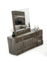 41" Gray Framed Dresser Mirror - $8,453.52 MXN