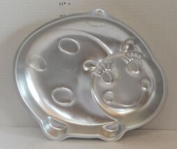 Rare Vintage 2005 Wilton Enterprises Ladybug Aluminum Cake Pan 2105-3316 - $24.70