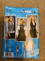 2009 SIMPLICITY2556 PROJECT RUNWAY Misses&#39; Vest Front Variations Size R5... - $9.50