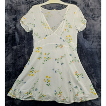 L A Hearts Mini Dress Womens Small White Floral 100% Rayon Short Sleeve V Neck - £11.87 GBP
