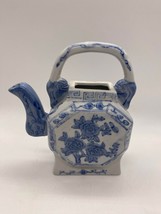 Vintage Porcelain Blue &amp; White Teapot Sake Pot, Asian Oriental Octagon Shape - £4.68 GBP