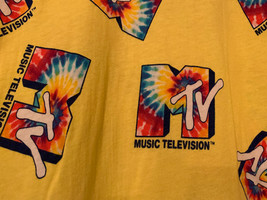 NWT - MTV Music Television Tie-Dye Logo Adult Size L Yellow Short Sleeve Tee - £15.97 GBP