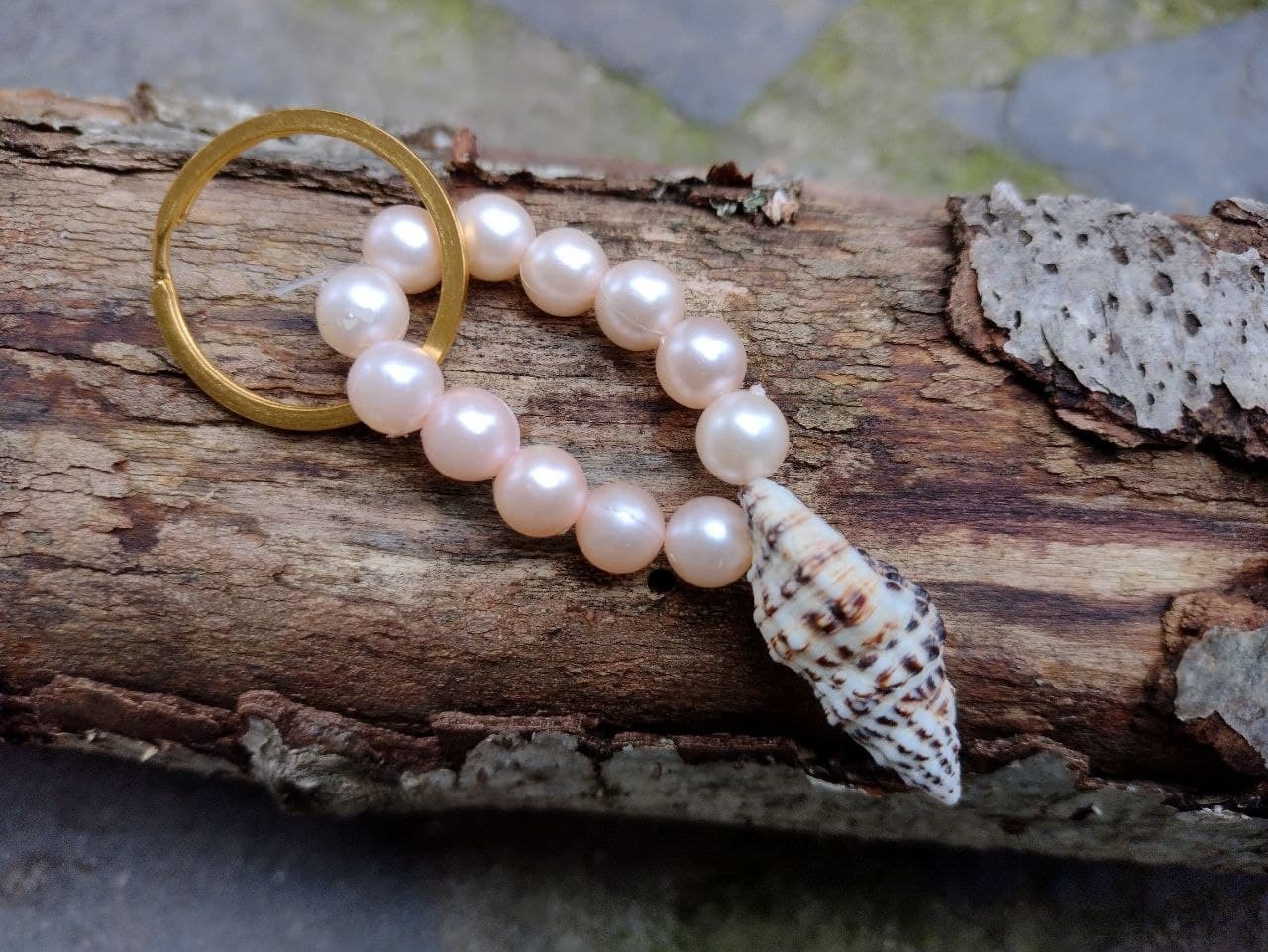Keyring with shell and imitation pearls - $3.50