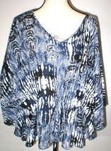Womens New NWT Romeo Juliet Couture Medium Blue White Top Tunic Raglan Kimono - £69.03 GBP