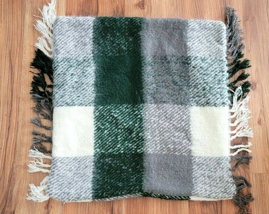 Williams Sonoma  MOHAIR PLAID WOVEN Pillow Cover 22x22 Green/Grey NWOT #P213 - $39.99