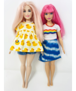 Lot 2 Barbie Curvy Body Fashionistas 109 Pale Skin Pink Hair Pastel Dressed - $24.99