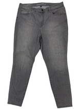 Universal Treads Gray Denim Stretchy Jeans Women Size18WR Tapered Leg 5 Pockets - £13.66 GBP