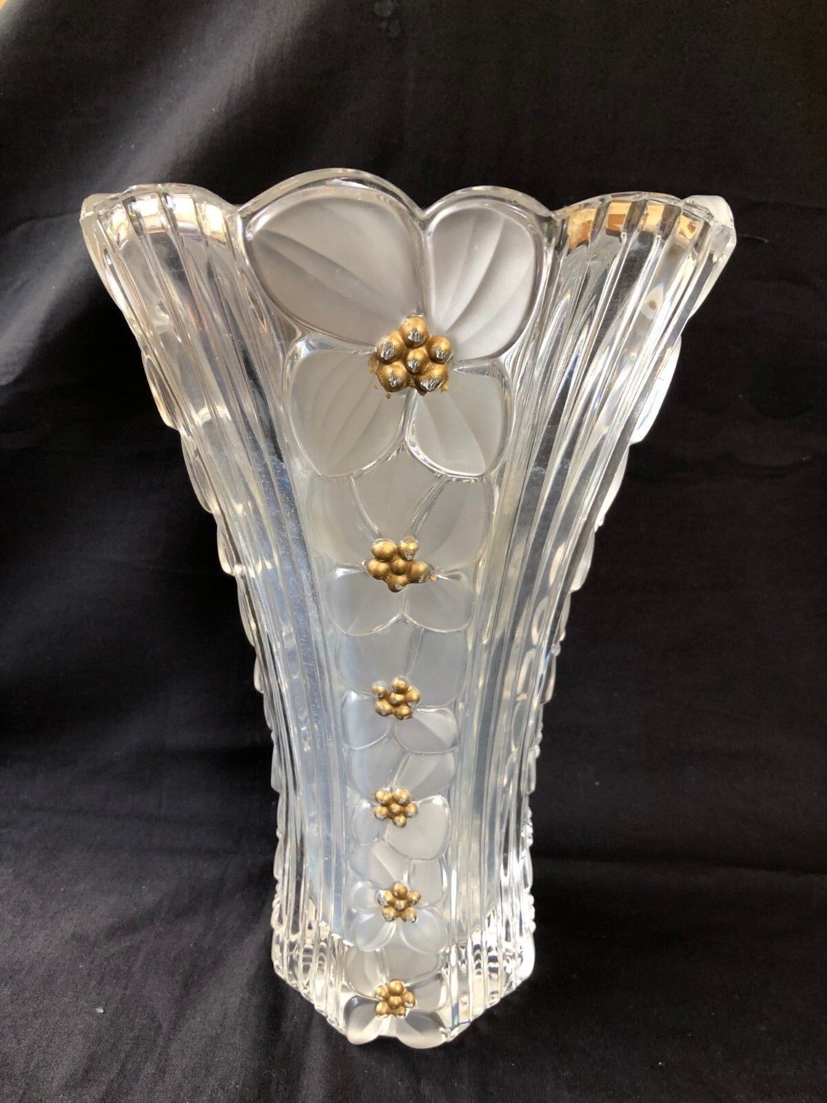VINTAGE BOHEMIA QUEEN LACE CUT 24% CRYSTAL VASE 10,6 &quot; MINT NIB - $274.99