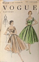 Vtg Pattern Vogue #8578 Size 12 Bust 30 Hip 33 1 Piece Dress Full Skirt ... - $332.04 MXN