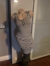 Black and white stripe dress small - $182.81 MXN
