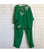 Embroidered Kelly green lounge wear polyester set pajama - $27.50 CAD