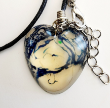 Vintage Heart Necklace Acrylic/Resin Handmade Jewelry Maine B67 - £13.36 GBP