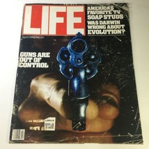 VTG Life Magazine April 1982 - Guns Are Out of Control / Darwin About Evolution - £10.39 GBP