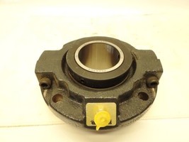New Genuine Sealmaster RFPA 207  Piloted Flange Roller Bearing, 2.4375&quot; - $628.83