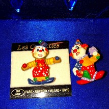 Two beautiful looking vintage clown brooches - £17.40 GBP