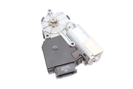 03-08 AUDI A8 S8 D3 SUNROOF MOTOR E5869 image 2