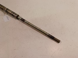 TROY-BILT SNOWBLOWER AXLE SHAFT 1758302 image 2