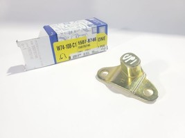New Right Tailgate Hinge PN 15078746 OEM 2006 GMC Sierra 1500 - $24.22