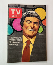 TV Guide 1975 Mike Douglas Whitehouse Spokesman Aug 2-8 NYC Metro EX - £13.10 GBP