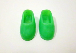 Vintage Green Doll Shoes for Unknown Fashion Doll 1960s? 1970s? - £7.19 GBP