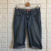 Levi’s curvy cut 528 Capri jeans - £19.96 GBP