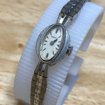 VTG Caravelle Hand Wind Watch Swiss Mechanical Women Silver Tone Texture Dial - £18.68 GBP