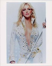 Britney Spears wears Elvis style white jumpsuit 8x10 inch photo - £9.38 GBP