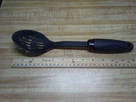 Ekco rubber grip slotted serving spoon - £11.37 GBP