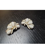 Vintage Kramer White Enamel Gold Tone Clip On Earrings Signed - $53.74 CAD