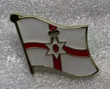 12 Pack of Northern Ireland Wavy Lapel Pin - £19.51 GBP