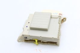 10-13 LEXUS IS250C FUSE RELAY BOX Q5308 image 5