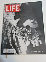 1964 Life October 16th Berlin Escape Tunnel / New Cars / Great Ads/ Lt19  - €10,29 EUR