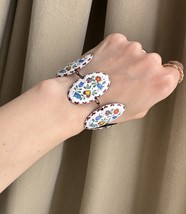 Vintage hand painted folk art Dutch Enamel bracelet - $556.23 MXN