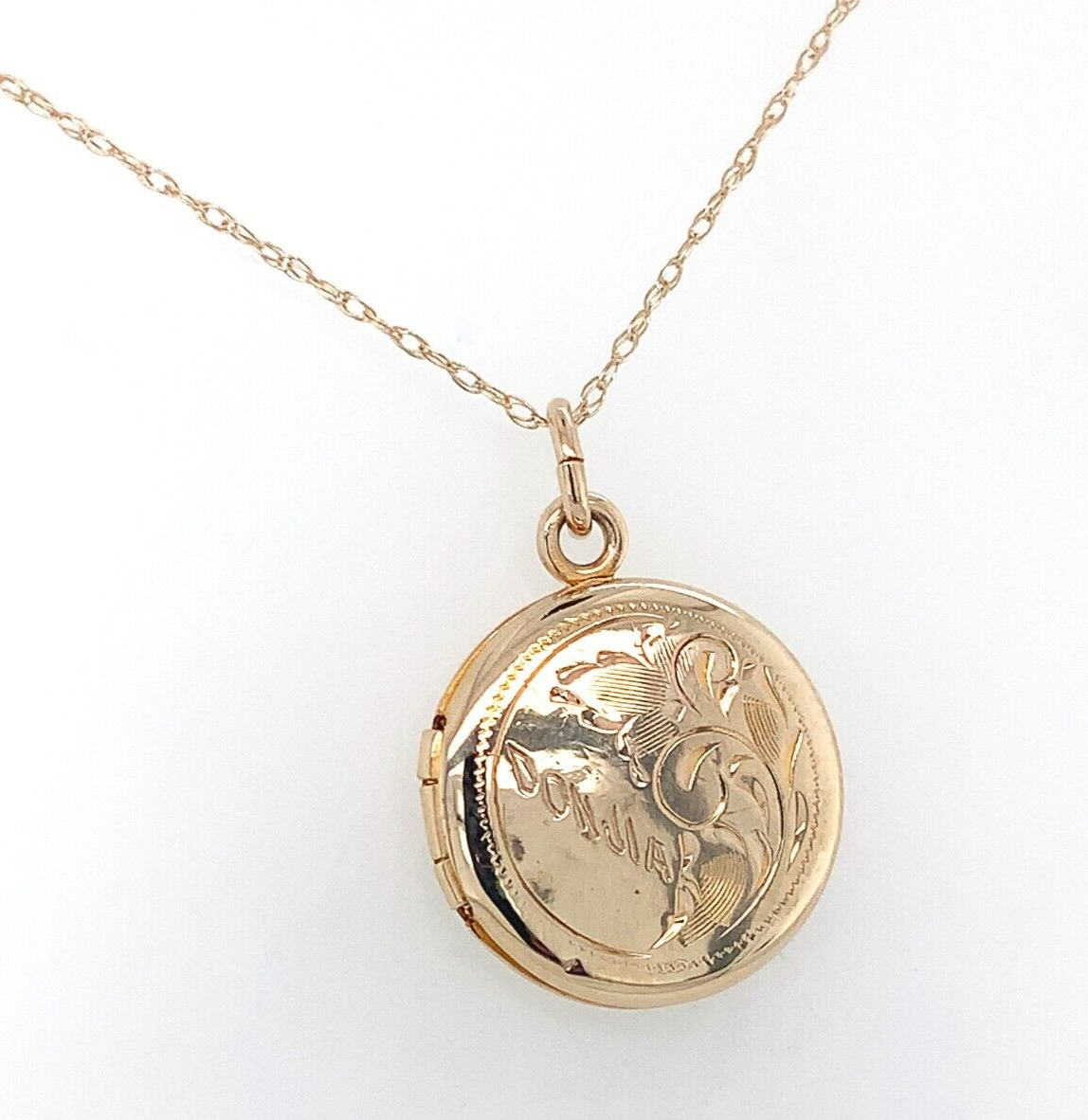Primary image for 10k Yellow Gold Small Round Engraved Locket with 14k Chain Jewelry (#J6525)