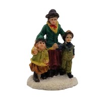 Vintage Model Christmas Town Figures 2.5 inch Mother and children Resin Figurine - £5.83 GBP