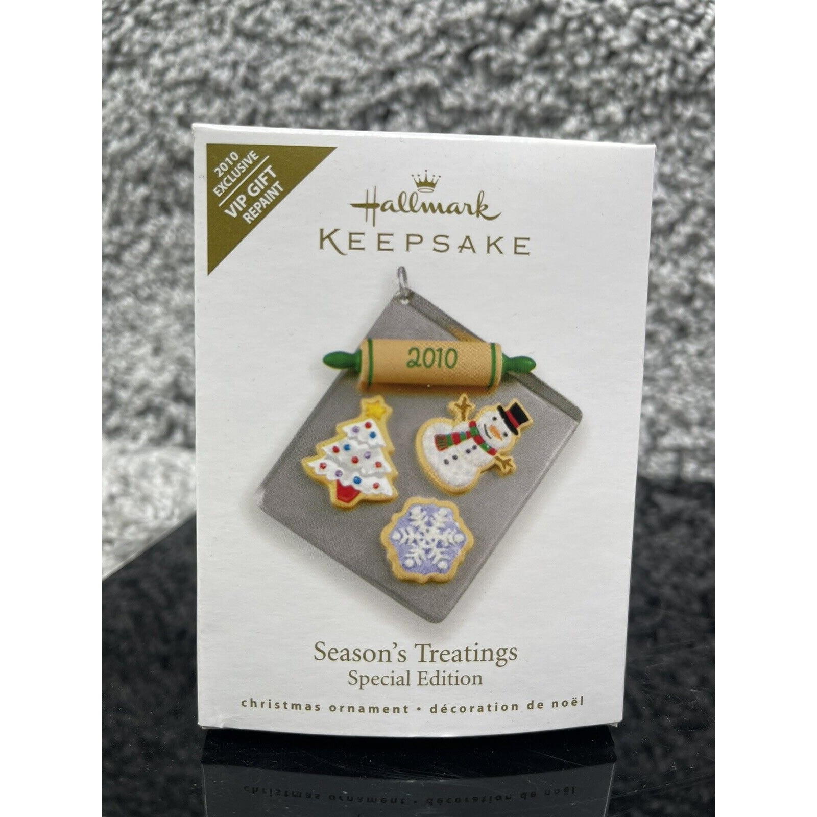 Hallmark 2010 Seasons Treatings Keepsake Christmas Ornament Special Edition - $12.27