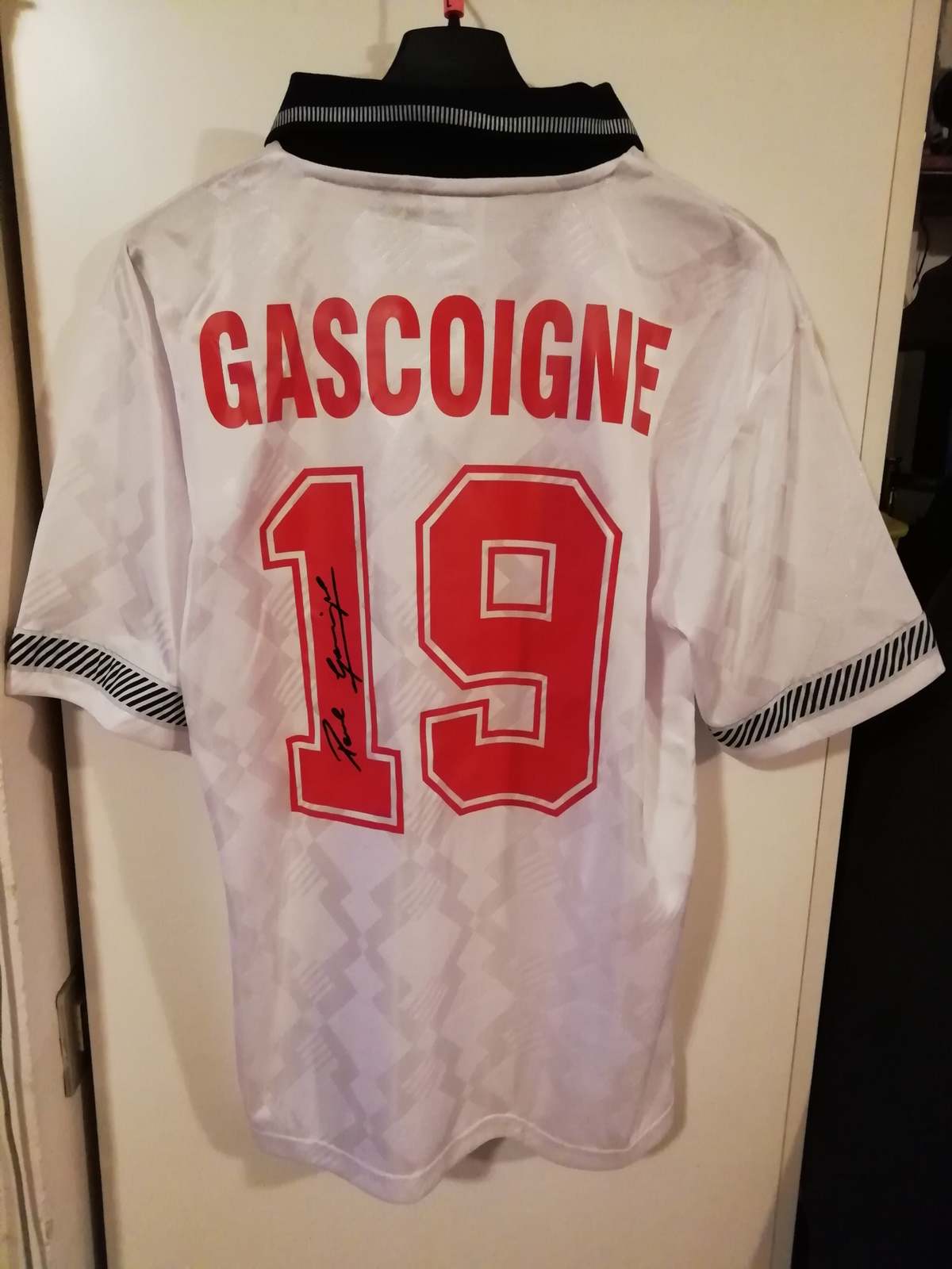 Primary image for English national team jersey signed by Paul Gascoigne (with COA)