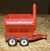 1/64 tiny toys plastic brown grain cart in nice shape used - $9.89