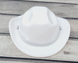 LOL Surprise OMG Remix LONESTAR Fashion Doll Replacement White Cowgirl Hat - £7.66 GBP