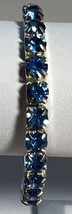 Bracelets Silver Tone Stretch Blue pronged Glass Stones Unbranded - $8.15
