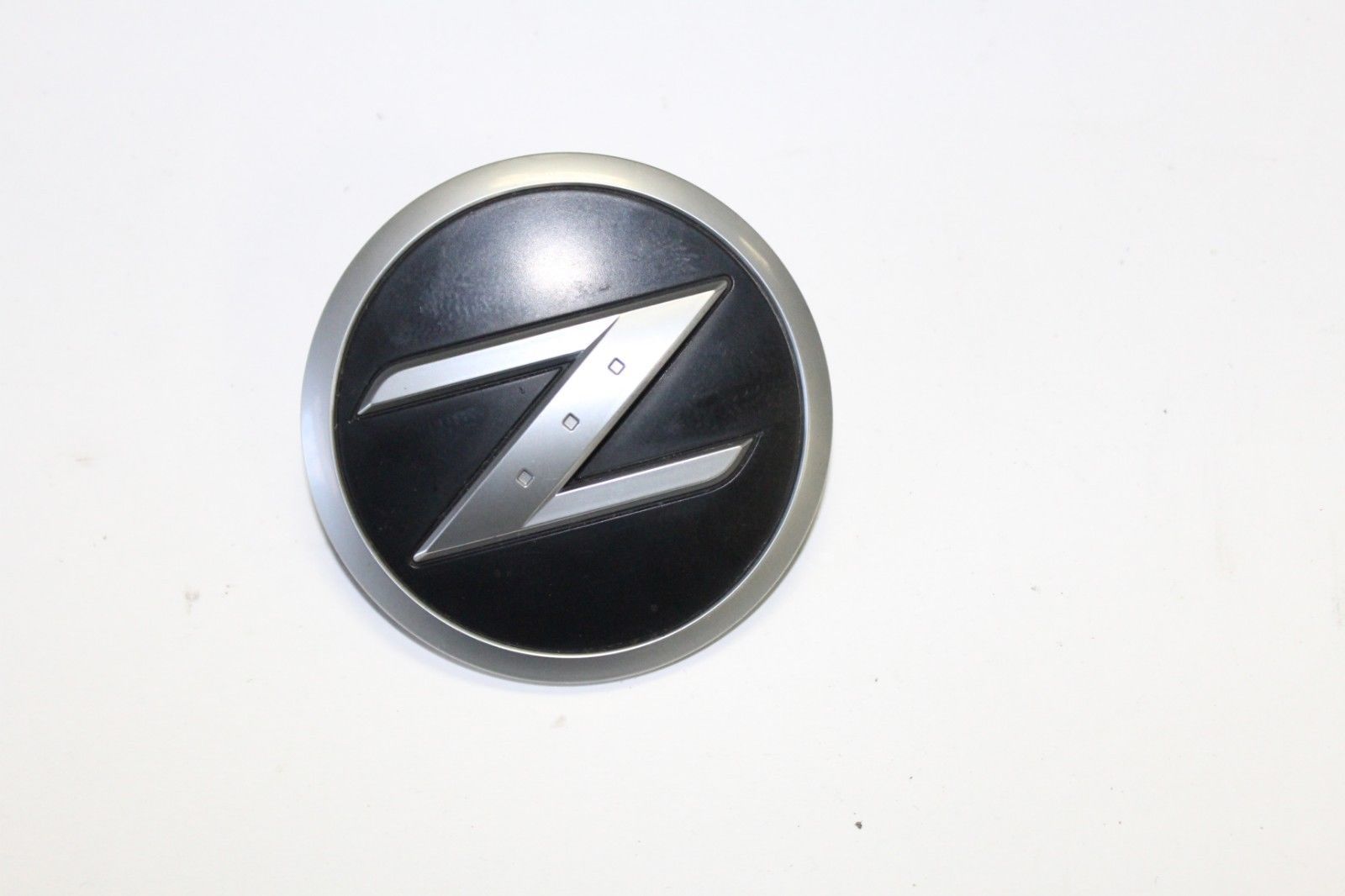 2003-2008 NISSAN 350Z FENDER EMBLEM BADGE J5441 - $38.69