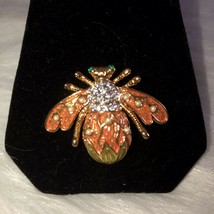 Joan Rivers Private Collection Rare “Lily Of The Valley” Enamel Large Bee Pin - £77.86 GBP