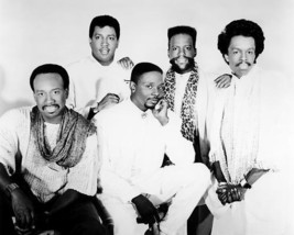 Earth Wind and Fire Group Studio Pose 8x10 HD Aluminum Wall Art - £31.45 GBP