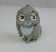 Disney&#39;s Sophia The First Clover The Bunny Collectible 2.5&quot; Toy - $54.43 MXN