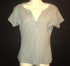 Steve &amp; Barry&#39;s Women&#39;s Size M Henley Top Gray Short Sleeves Ribbed - £5.39 GBP