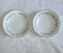 Set Of 2 Mikasa Encino 212 Fine China Soup Bowls 7.5” Silver Leaf Leaves - £9.33 GBP