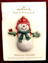 Hallmark Keepsake Christmas Ornament 2007 Welcome, Friends!  3" Snowman - $16.71