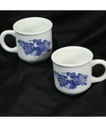 Windsor and Browne Mugs Grapes Lot of 2 - $247.29 MXN